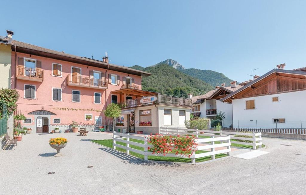 Ledro Lake Suite "Pur" Mezzolago Ngoại thất bức ảnh